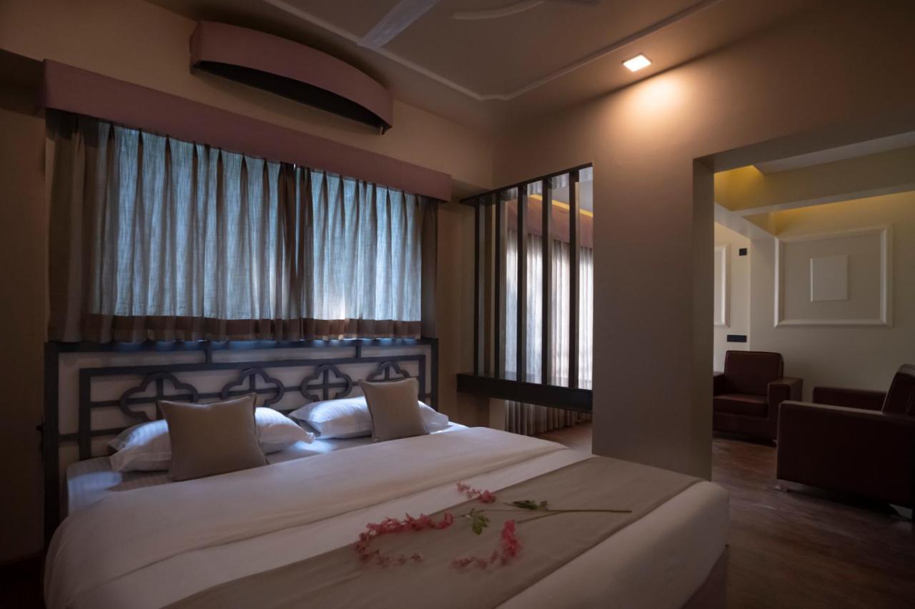 Ra Residence - Agarwal Group Of Hotels Púna Kültér fotó